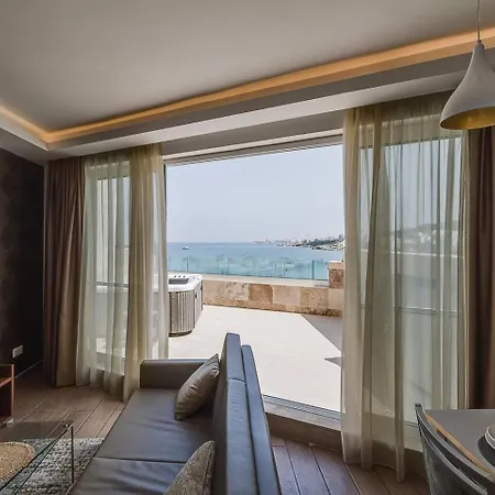 Dearborn Seafront Apartment St. Paul's Bay