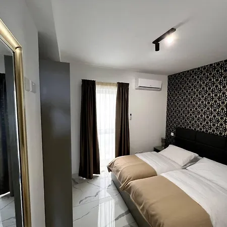 Apartment Dearborn Seafront *