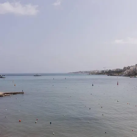 Apartament Dearborn Seafront St Paul's Bay
